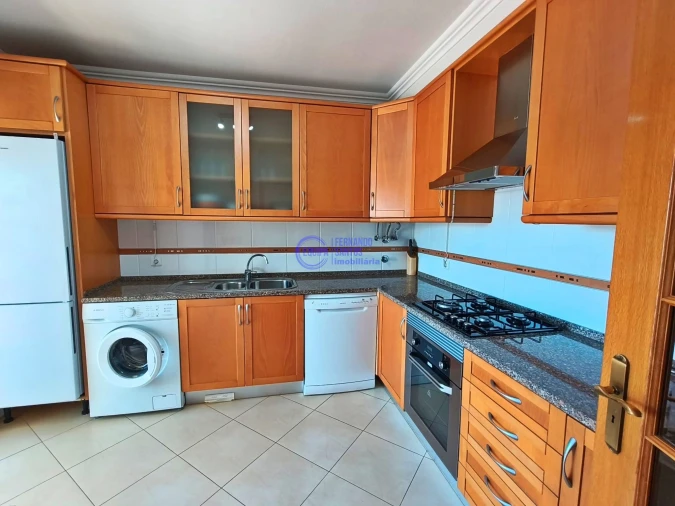 Apartamento T2 para Venda em Armação de Pera Foto 15