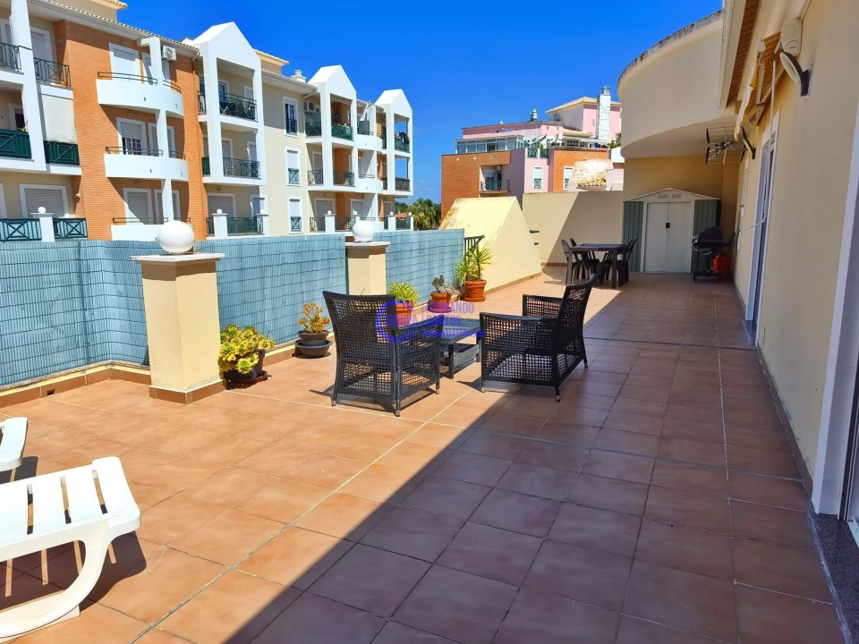 Apartamento T2 para Venda em Armação de Pera Foto 1