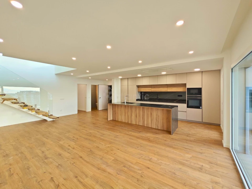 Apartamento T4 para Arrendamento em Montijo e Afonsoeiro Foto 2