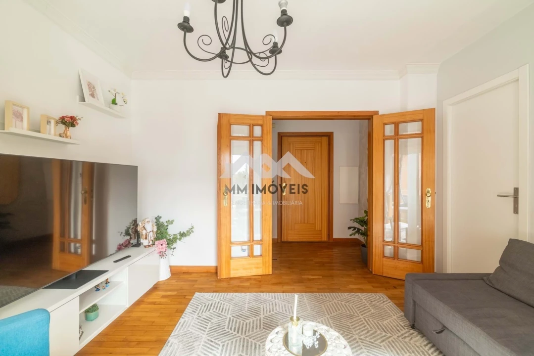 Apartamento T2 para Arrendamento em Rio Tinto Foto 5