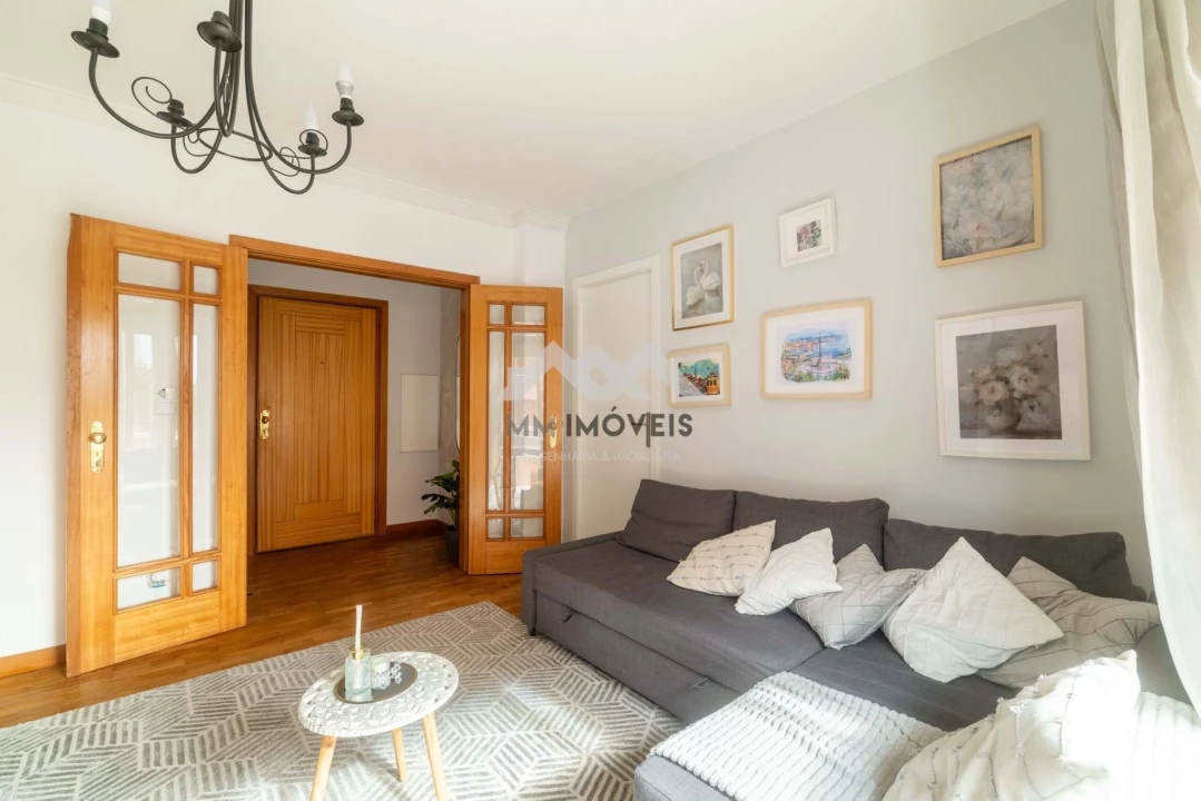 Apartamento T2 para Arrendamento em Rio Tinto Foto 2