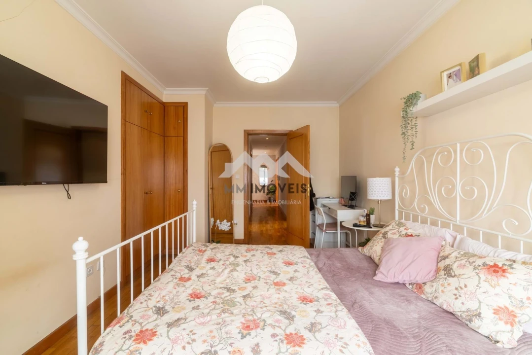 Apartamento T2 para Arrendamento em Rio Tinto Foto 18