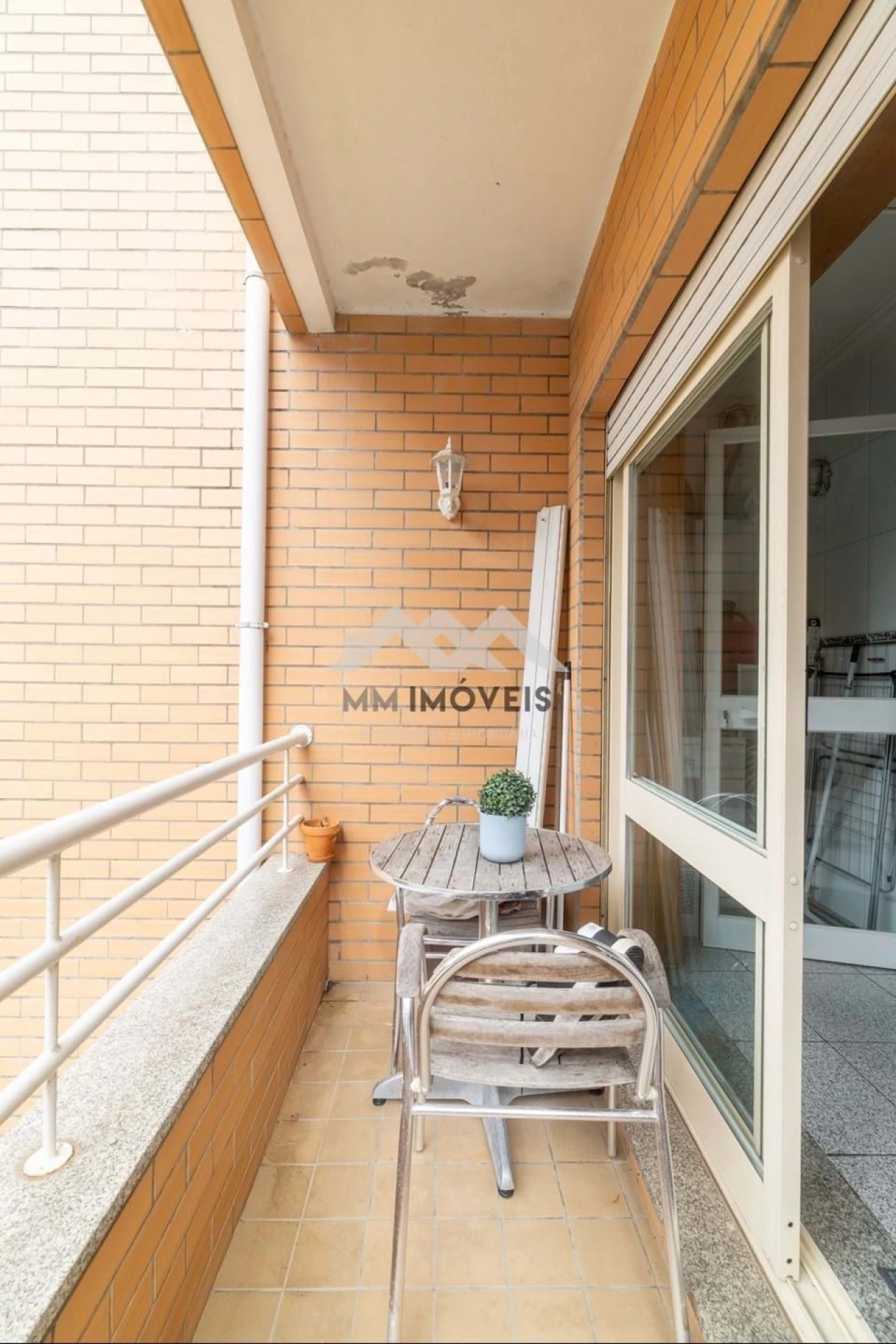 Apartamento T2 para Arrendamento em Rio Tinto Foto 27