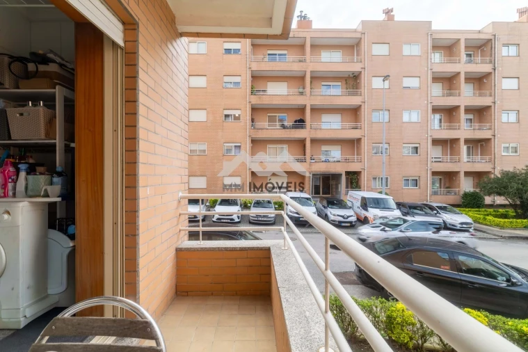 Apartamento T2 para Arrendamento em Rio Tinto Foto 29