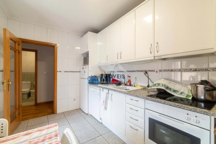 Apartamento T2 para Arrendamento em Rio Tinto Foto 13