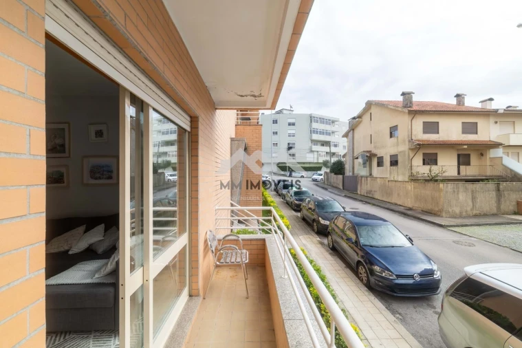 Apartamento T2 para Arrendamento em Rio Tinto Foto 4