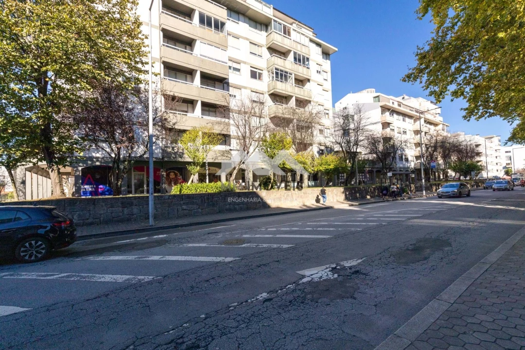 Negócio para Trespasse em Santa Marinha Foto 7