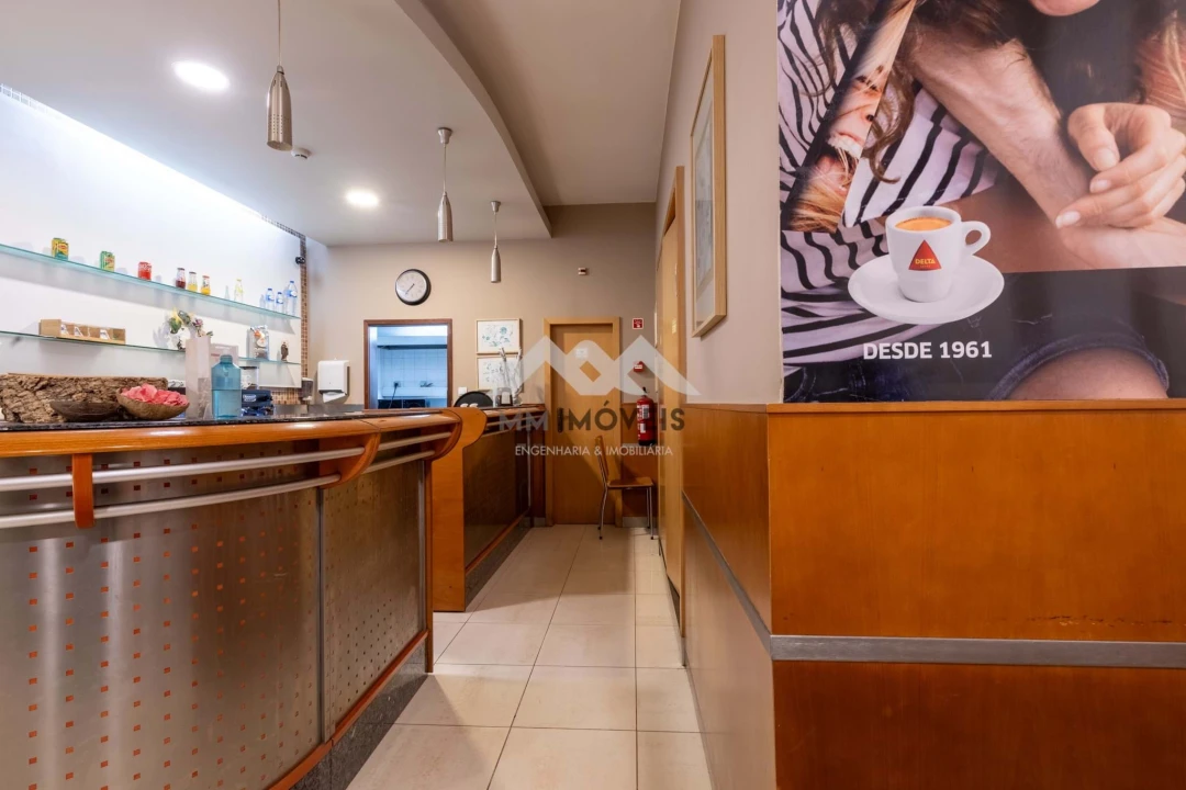 Negócio para Trespasse em Santa Marinha Foto 12