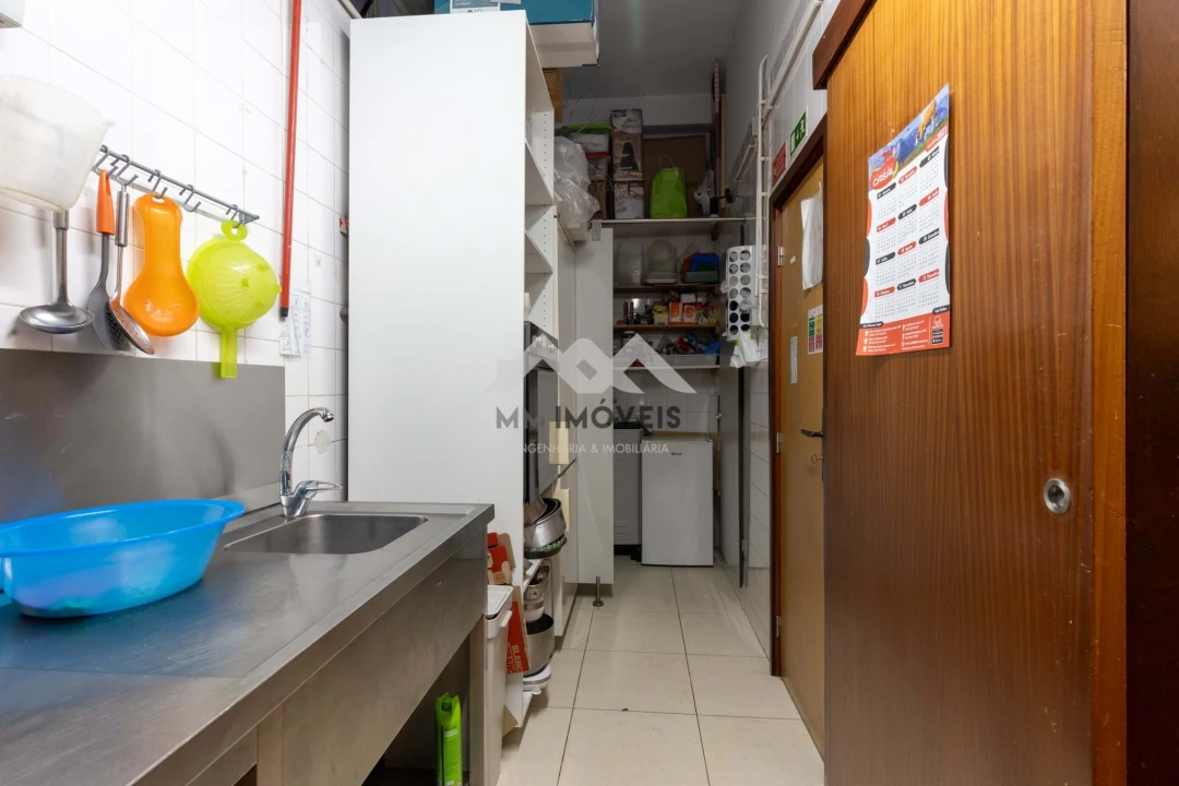 Negócio para Trespasse em Santa Marinha Foto 11