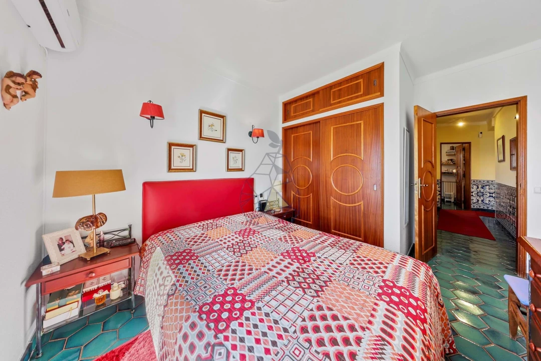 Apartamento T4 para Venda em Portimão Foto 55
