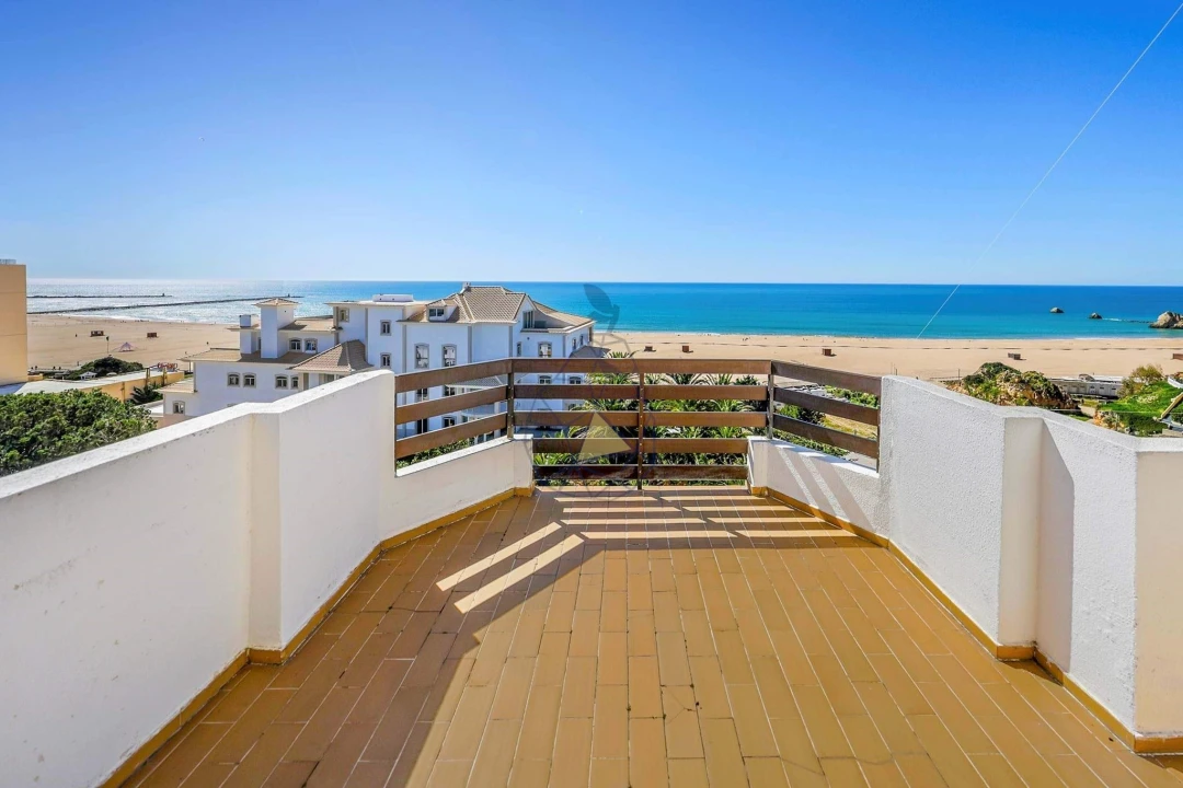 Apartamento T4 para Venda em Portimão Foto 1