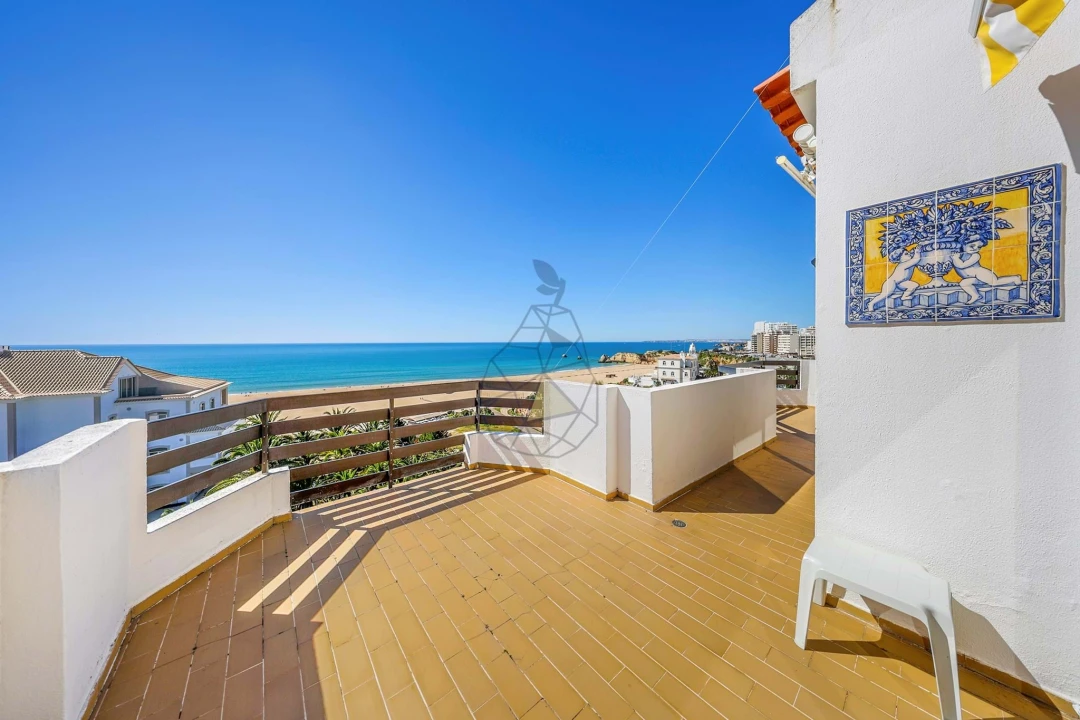Apartamento T4 para Venda em Portimão Foto 18