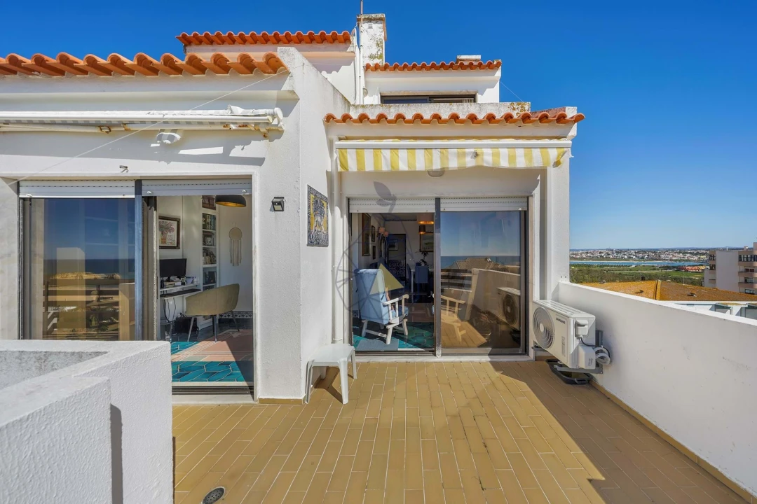 Apartamento T4 para Venda em Portimão Foto 22