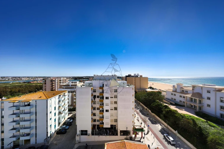 Apartamento T4 para Venda em Portimão Foto 36