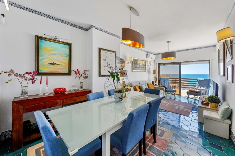 Apartamento T4 para Venda em Portimão Foto 3