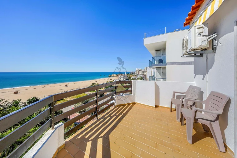 Apartamento T4 para Venda em Portimão Foto 52