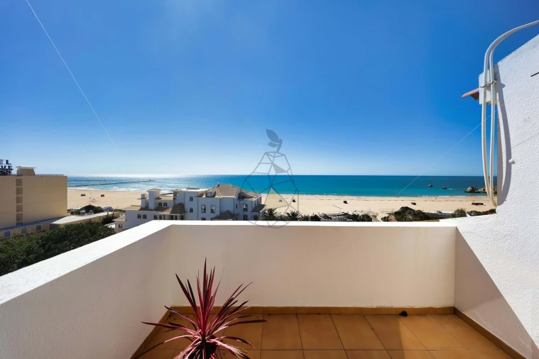Apartamento T4 para Venda em Portimão Foto 30