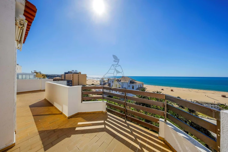 Apartamento T4 para Venda em Portimão Foto 50