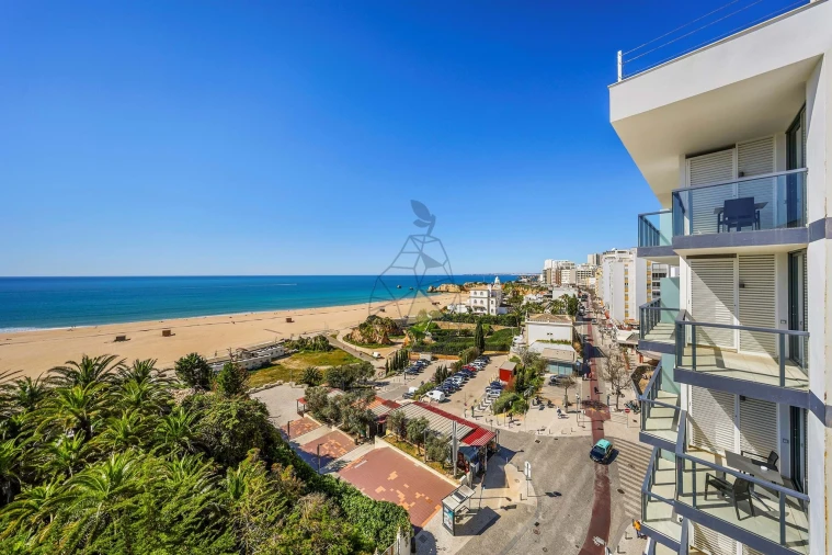 Apartamento T4 para Venda em Portimão Foto 53