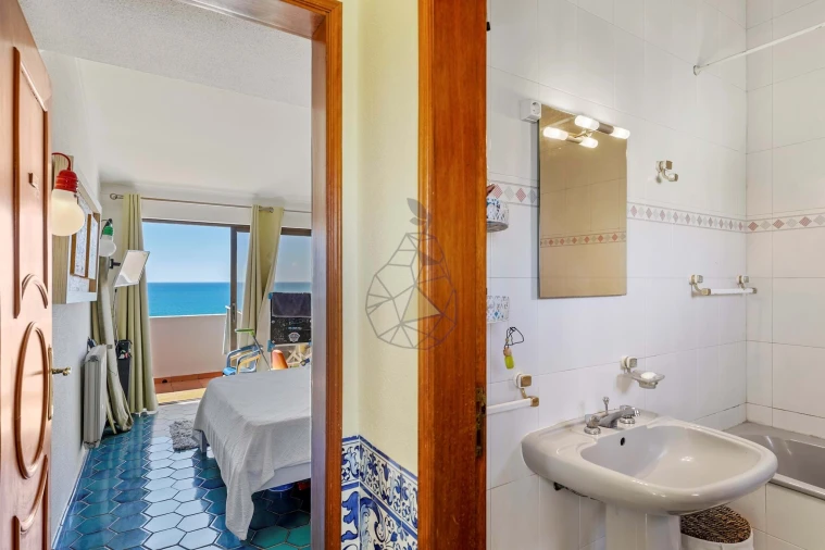 Apartamento T4 para Venda em Portimão Foto 41