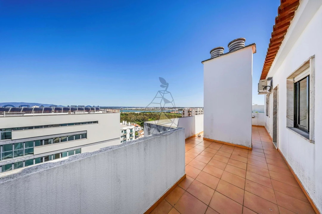 Apartamento T4 para Venda em Portimão Foto 39