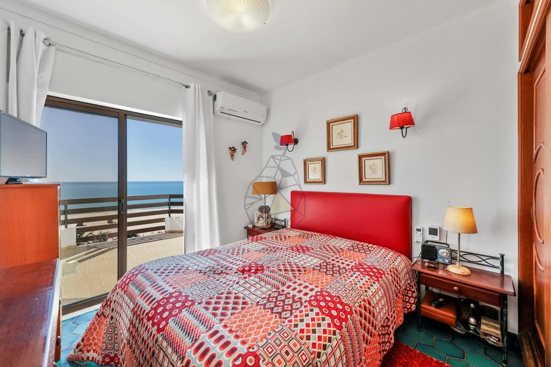 Apartamento T4 para Venda em Portimão Foto 49