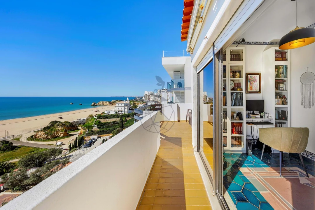 Apartamento T4 para Venda em Portimão Foto 20