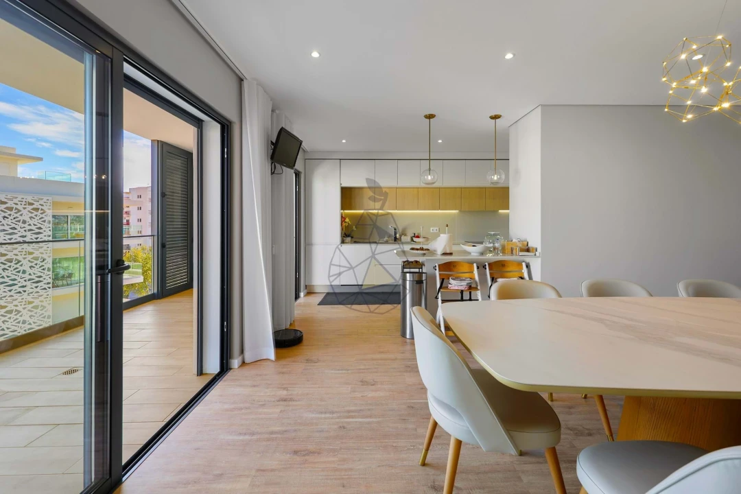 Apartamento T5 para Venda em Portimão Foto 25