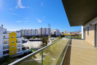 Apartamento T5 para Venda em Portimão