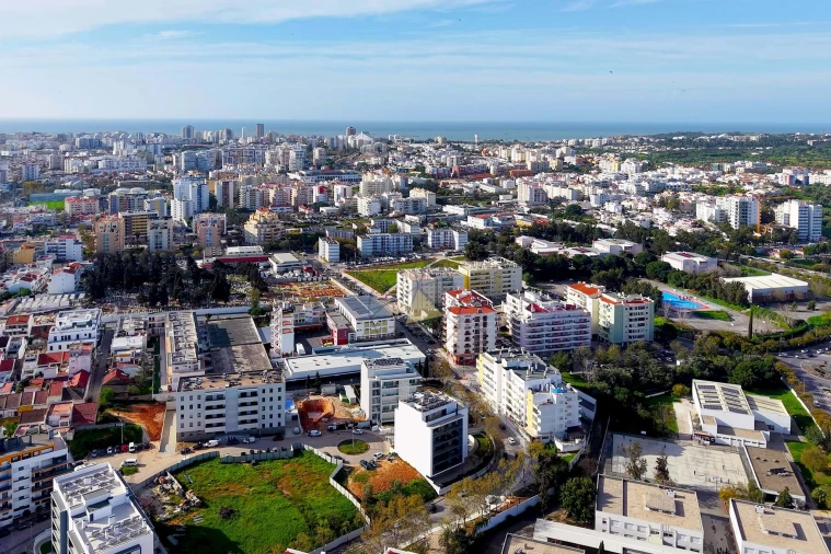 Apartamento T5 para Venda em Portimão Foto 67