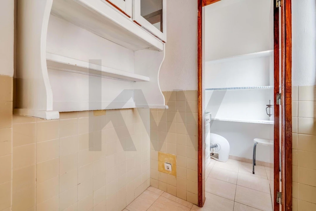 Apartamento T2 para Venda em Portimão Foto 12