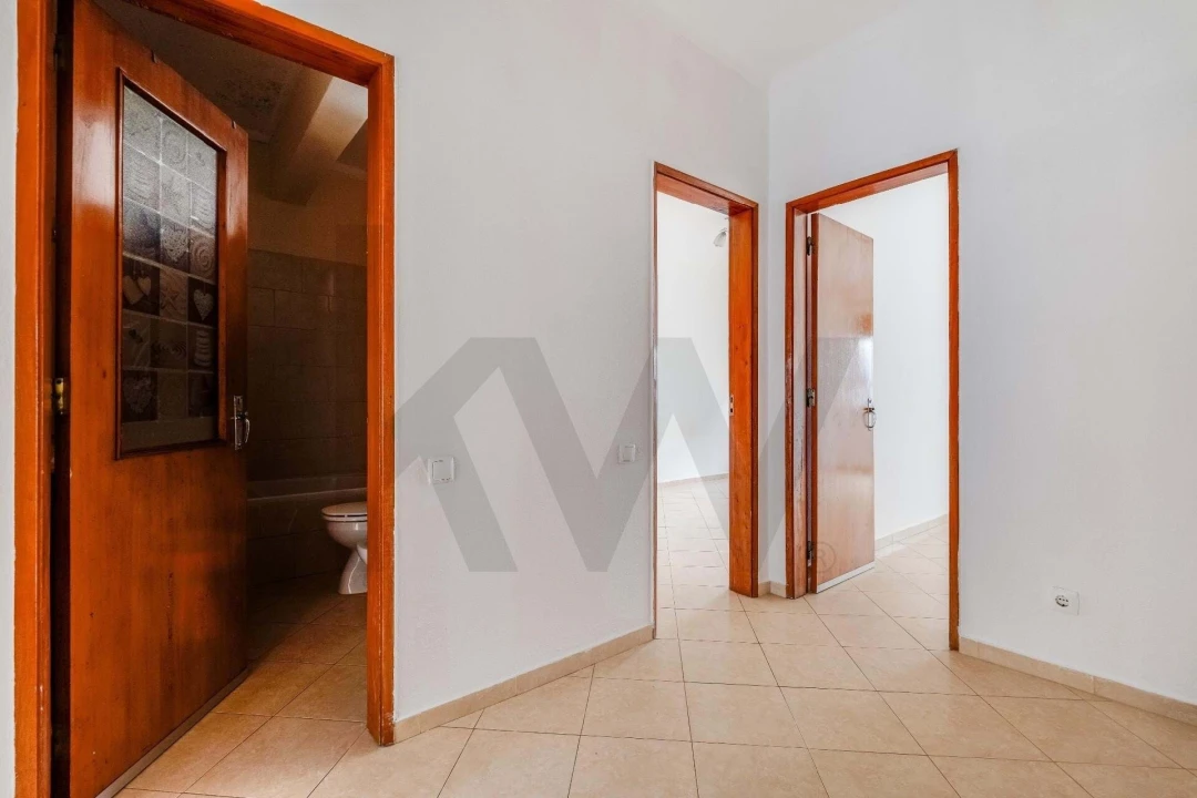 Apartamento T2 para Venda em Portimão Foto 15