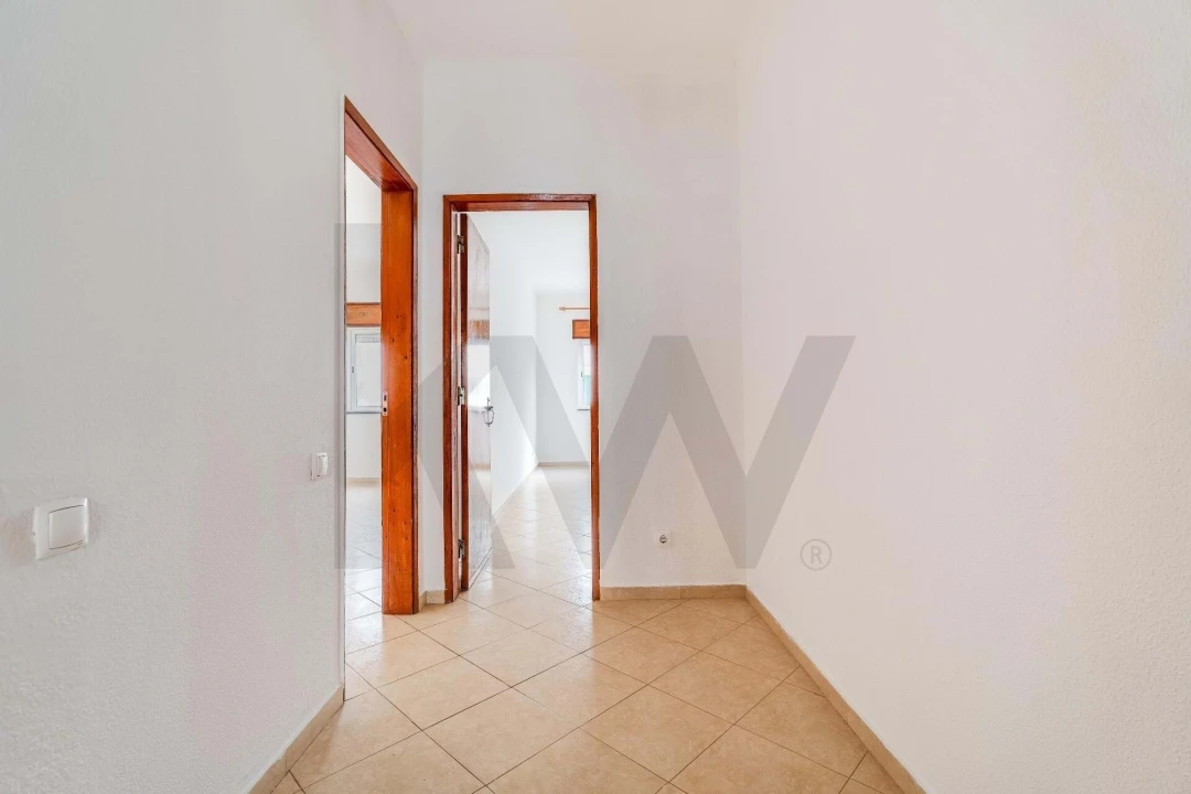 Apartamento T2 para Venda em Portimão Foto 30