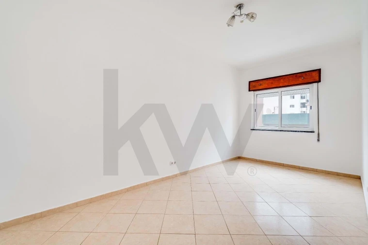 Apartamento T2 para Venda em Portimão Foto 26