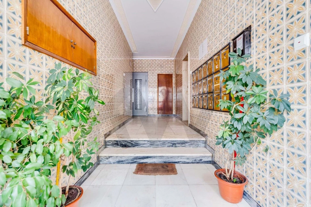 Apartamento T2 para Venda em Portimão Foto 33