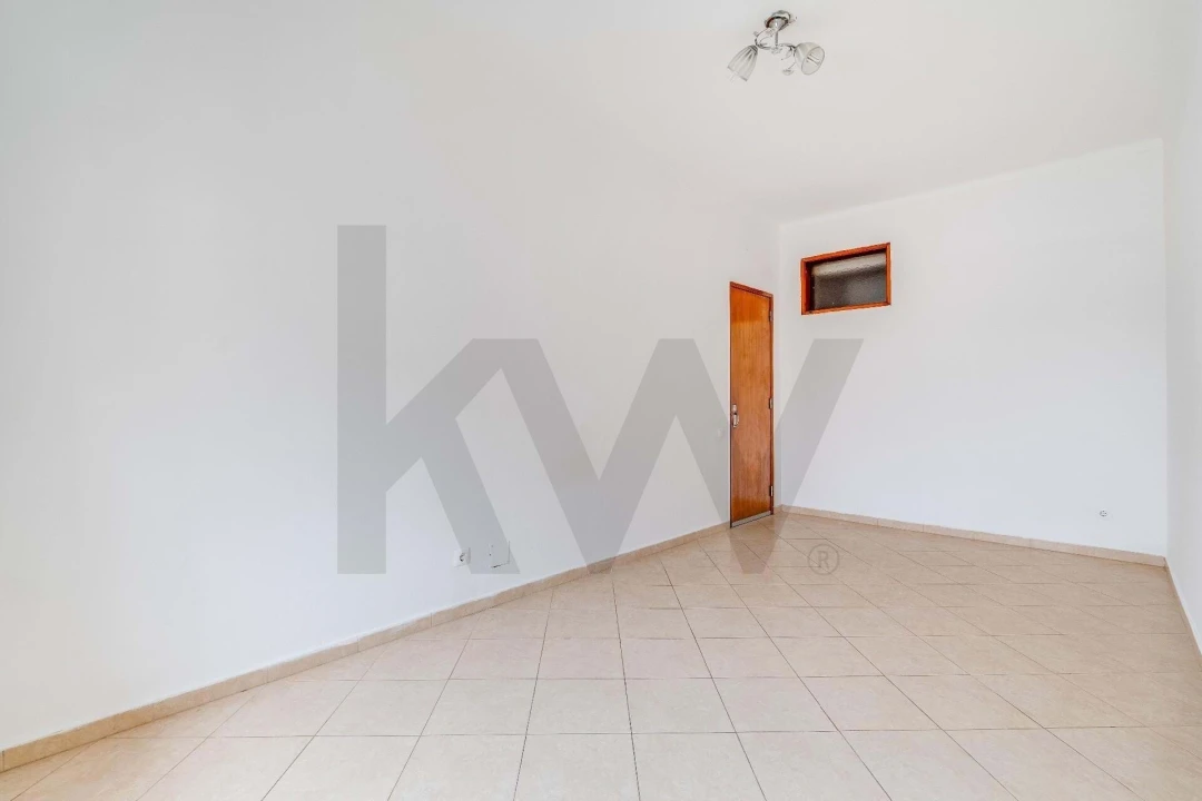 Apartamento T2 para Venda em Portimão Foto 21