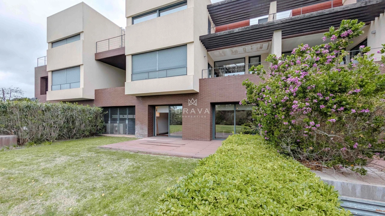 Apartamento T1 para Venda em Quarteira Foto 28