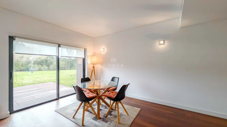 Apartamento T1 para Venda em Quarteira Foto 6