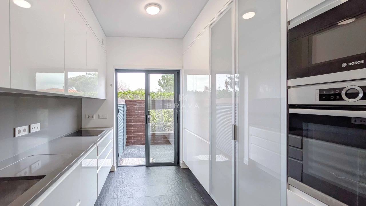 Apartamento T1 para Venda em Quarteira Foto 10