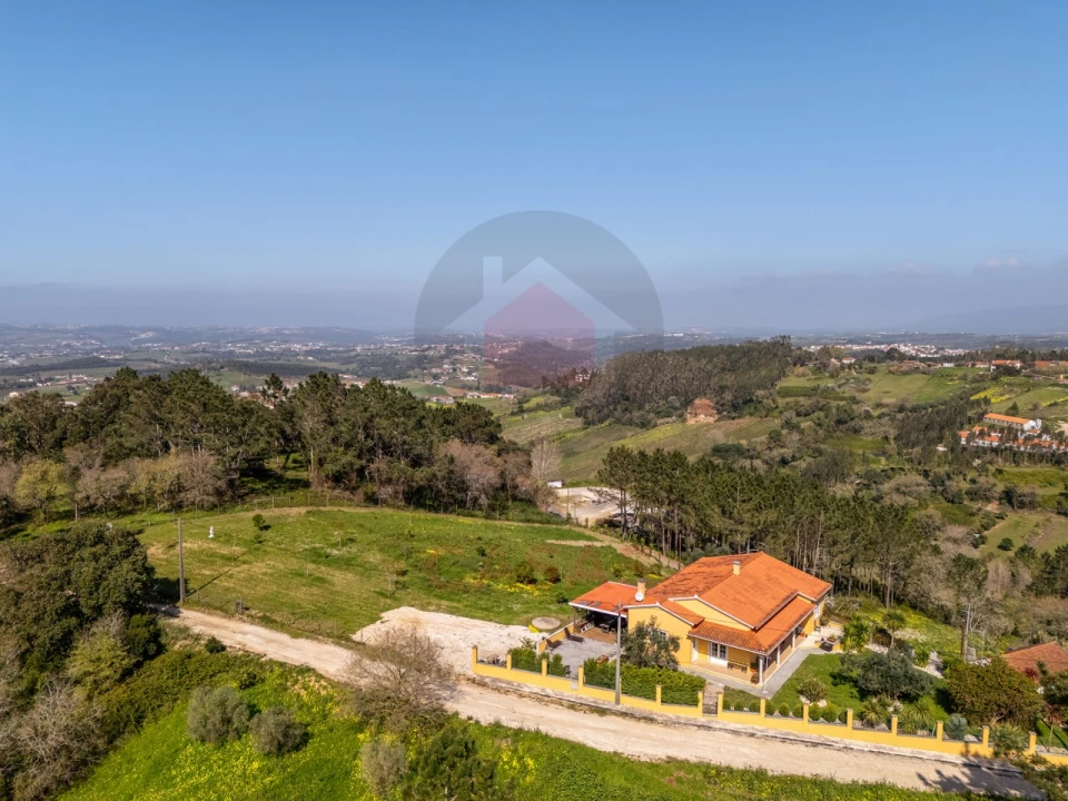 Moradia T3 para Venda em Vimeiro Foto 38