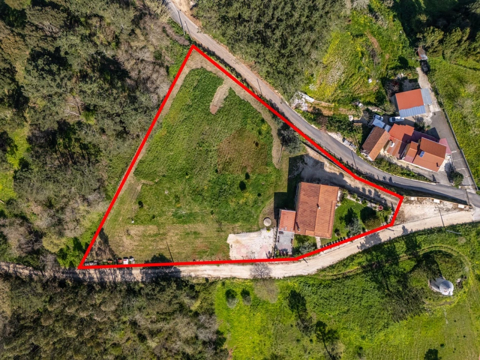 Moradia T3 para Venda em Vimeiro Foto 40