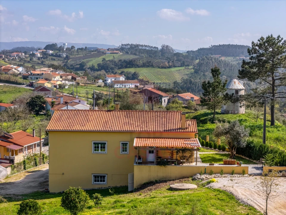 Moradia T3 para Venda em Vimeiro Foto 46