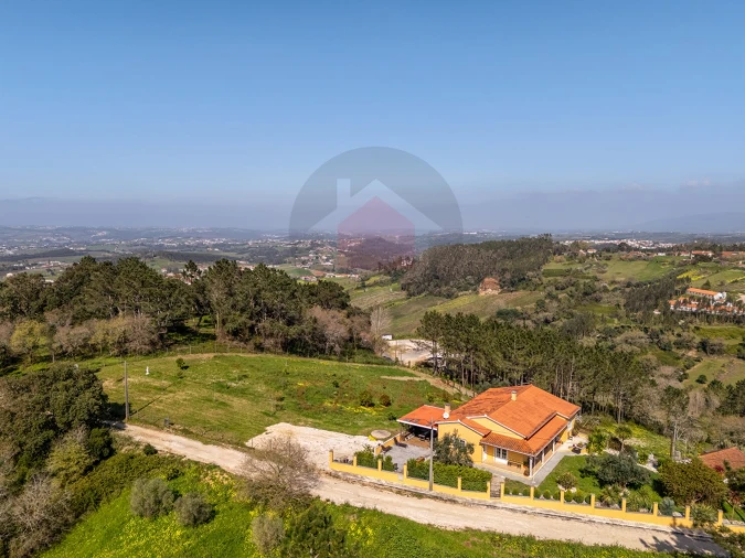 Moradia T3 para Venda em Vimeiro Foto 38