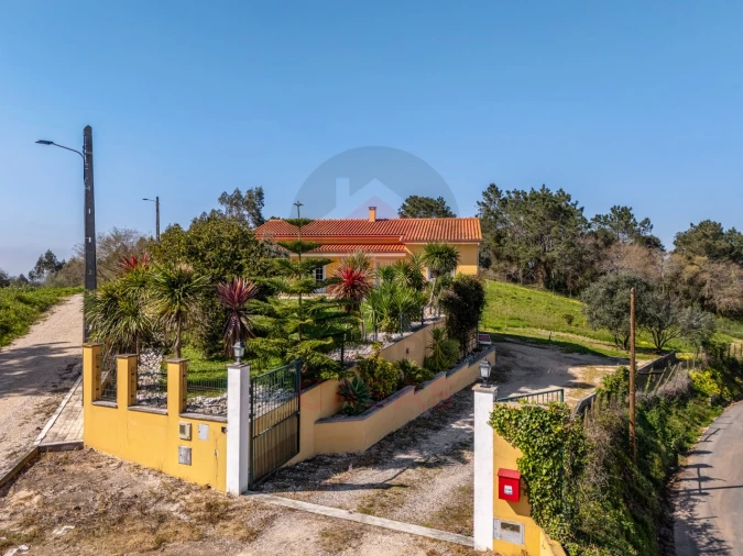 Moradia T3 para Venda em Vimeiro Foto 43