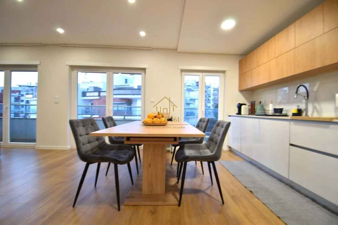 Apartamento T2 para Venda em Vialonga Foto 4