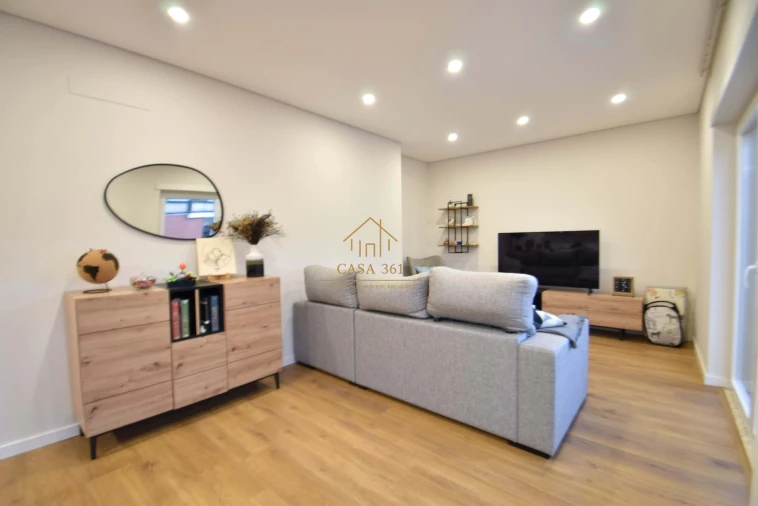 Apartamento T2 para Venda em Vialonga Foto 16