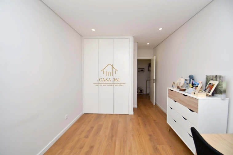 Apartamento T2 para Venda em Vialonga Foto 30