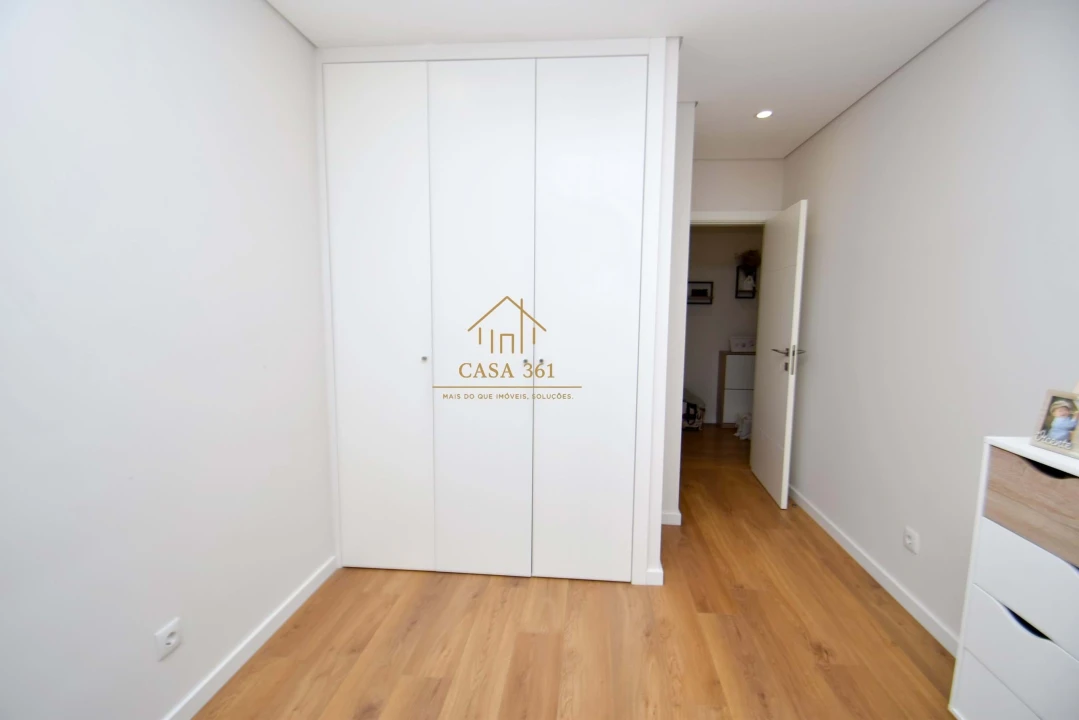 Apartamento T2 para Venda em Vialonga Foto 31