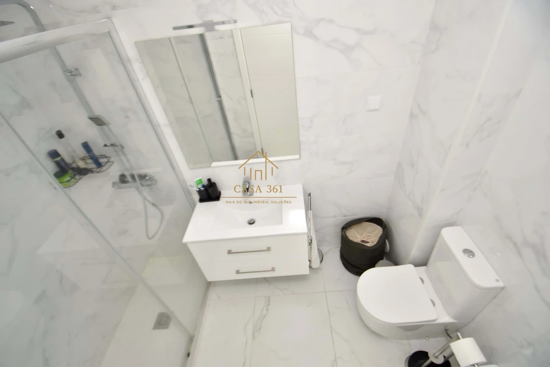 Apartamento T2 para Venda em Vialonga Foto 35