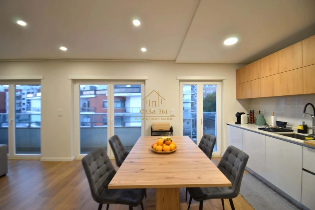 Apartamento T2 para Venda em Vialonga Foto 3